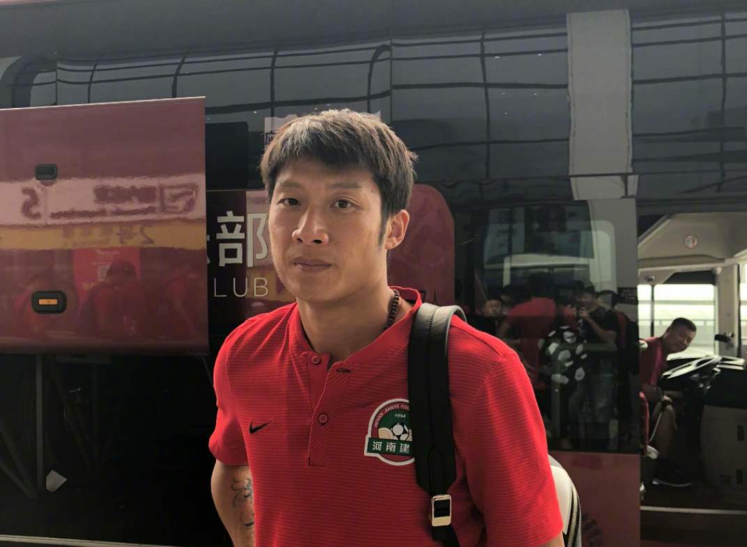 包含重庆斯威大胜，实力碾压取得风采胜利的词条